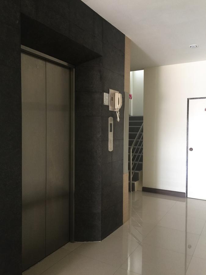 Thani Residence Chonburi Exterior photo