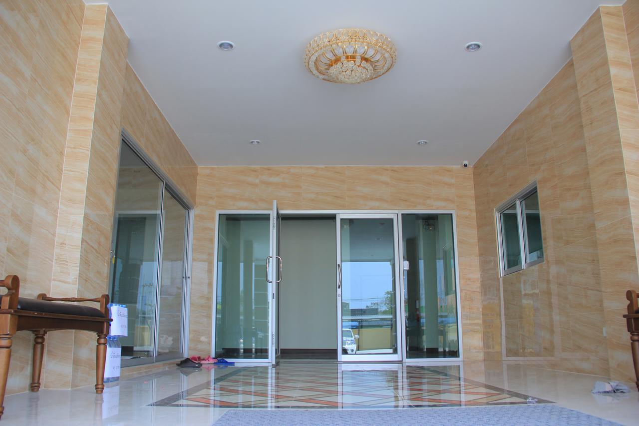Thani Residence Chonburi Exterior photo