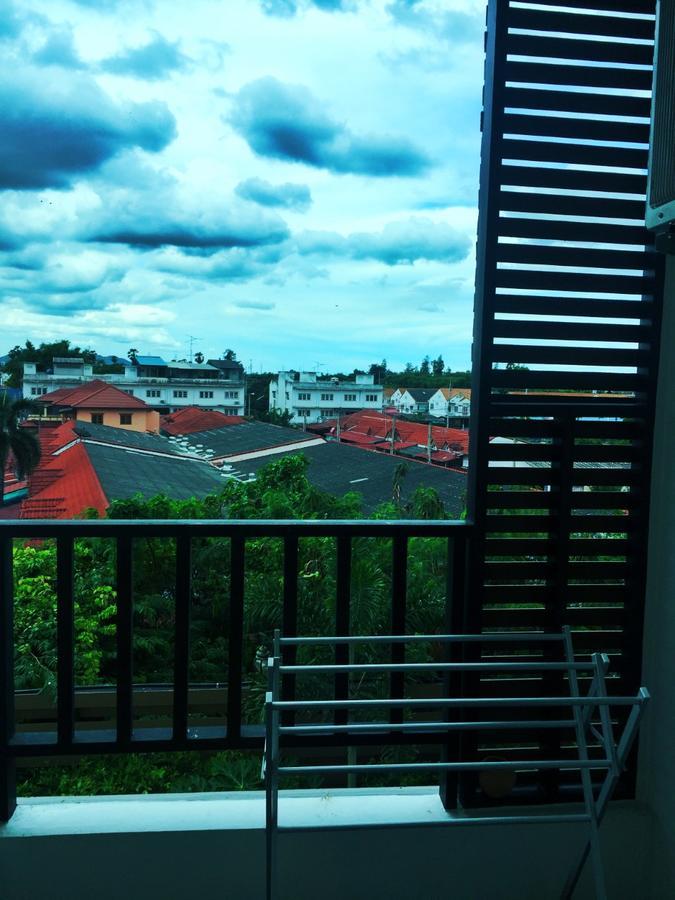 Thani Residence Chonburi Exterior photo