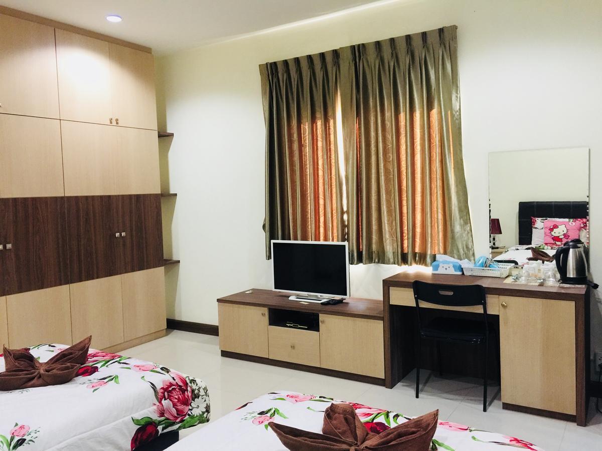 Thani Residence Chonburi Exterior photo